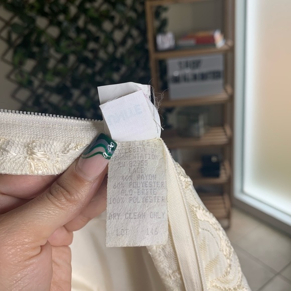 Unite - Picture 6 of 7